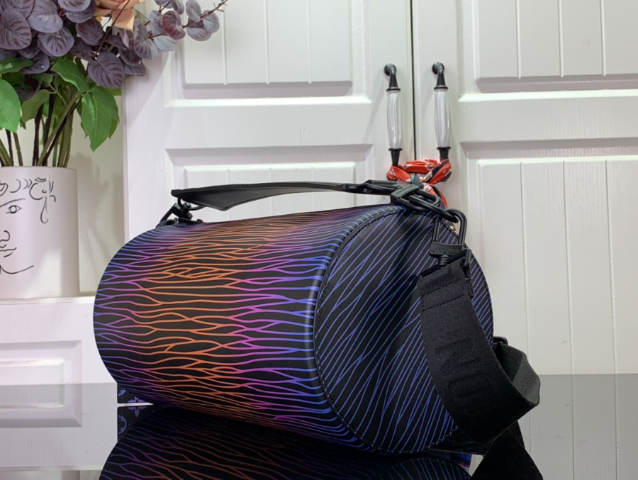 루이비통 소프트 폴로숑 숄더백 331717cm M230934.jpg