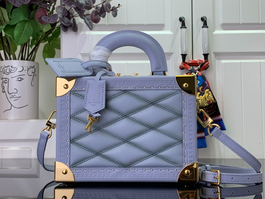 루이비통 숄더백 블루 M11047 22.517.511cm1.jpg