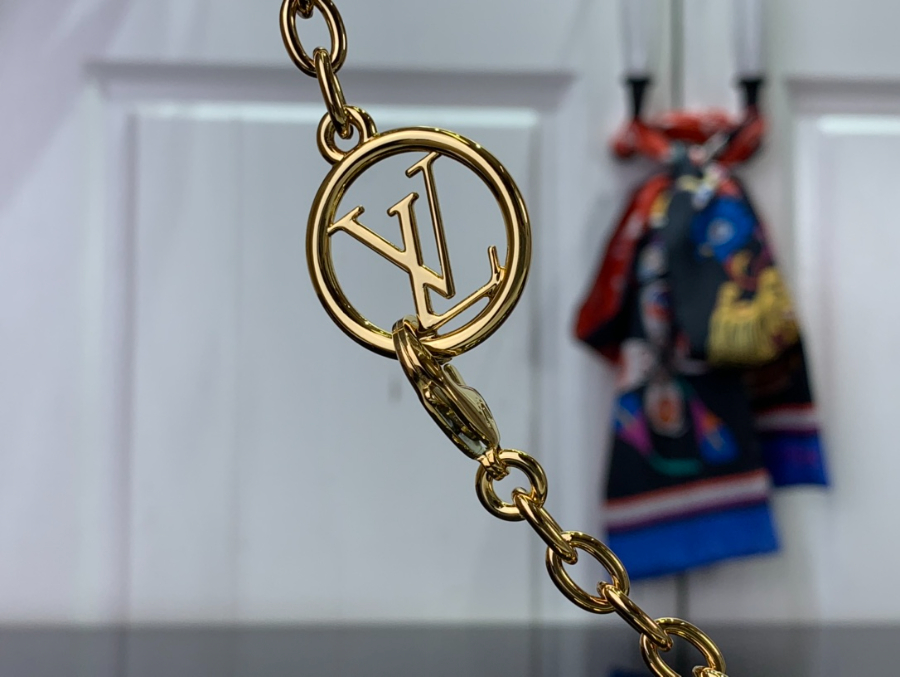 루이비통 숄더백 월릿 온 체인 모노그램 2컬러 M83233 20.5103.5cm16.jpg