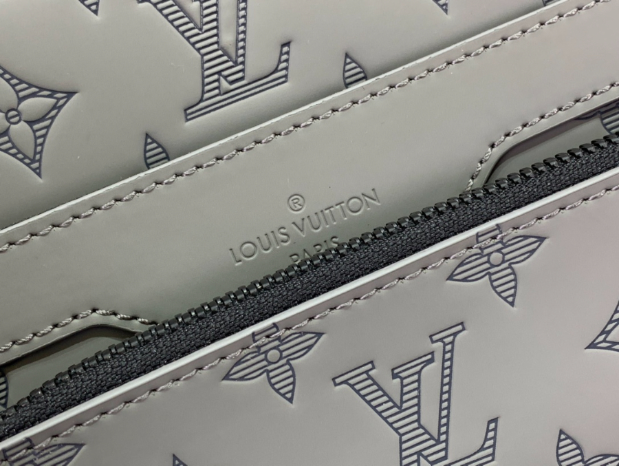 루이비통 트리오 메신저 M46603 2518.57cm6.jpg