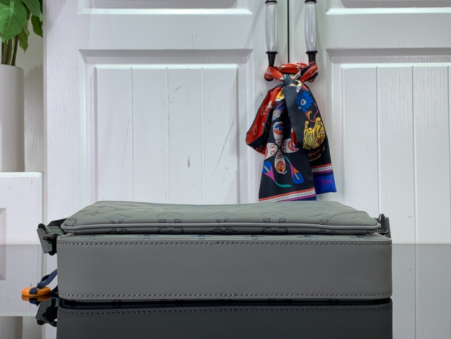 루이비통 트리오 메신저 M46603 2518.57cm4.jpg