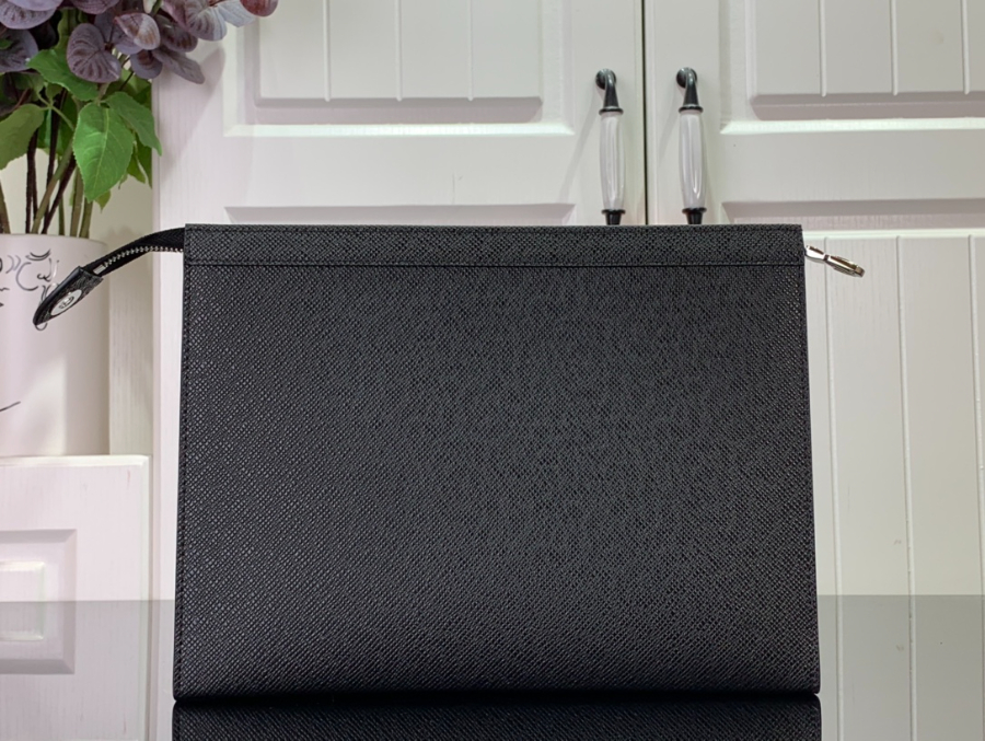 루이비통 포쉐트 보야주 클러치 M22763 27213cm2.jpg