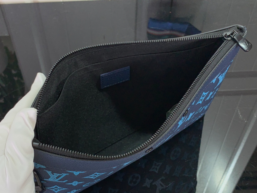 루이비통 포쉐트 투 고 모노그램 네이비 리버 블루 M82321 3021.51cm5.jpg