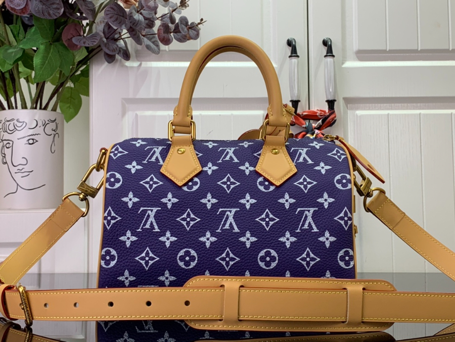 루이비통 스피디 P9 반둘리에 25 모노그램 M11562 25cm 퍼플2.jpg