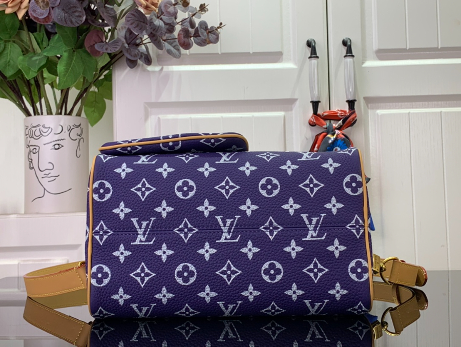 루이비통 스피디 P9 반둘리에 25 모노그램 M11562 25cm 퍼플4.jpg