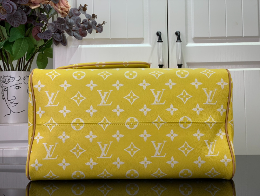 루이비통 스피디 P9 반둘리에 40 모노그램 옐로우 402623cm M244194.jpg