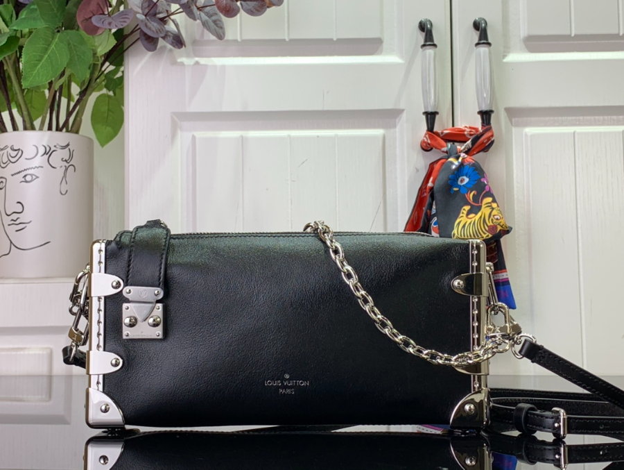 루이비통 슬림 트렁크 3컬러 M25445 23124cm02.jpg