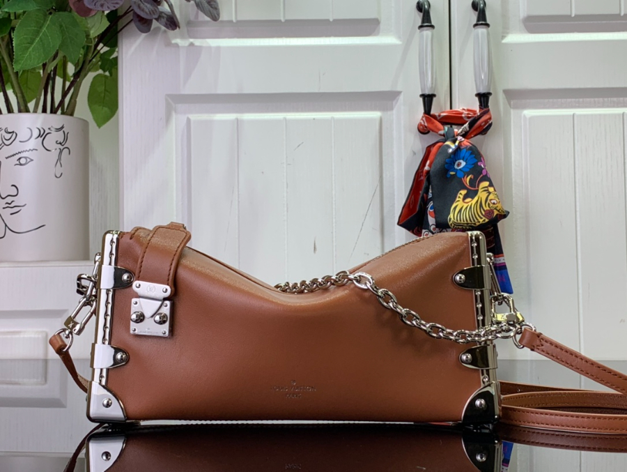 루이비통 슬림 트렁크 3컬러 M25445 23124cm10.jpg