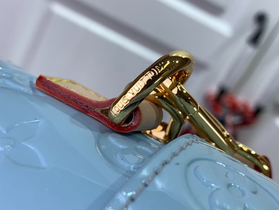 루이비통 아스토 모노그램 베르니 M24099 M24102 1214.212cm 3컬러08.jpg