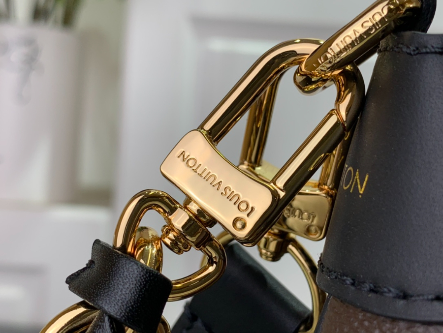 루이비통 LV 트위니 M46659 29199cm 블랙8.jpg