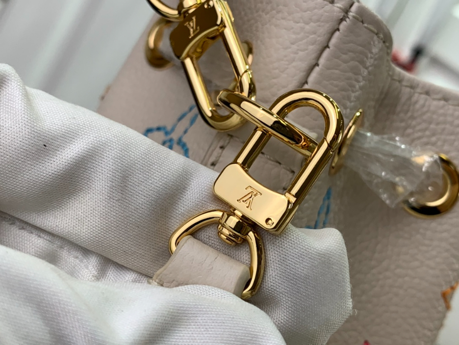 루이비통 아카데미 나노노에 버켓백 131610cm M230887.jpg