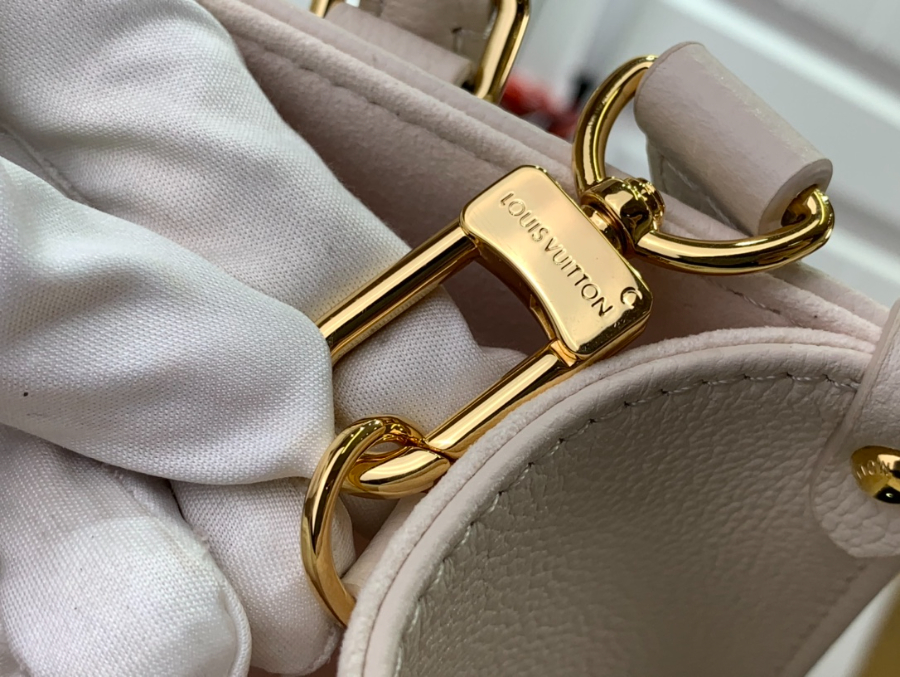 루이비통 아카데미 온더고 스몰 숄더백 M46629 251911.5cm6.jpg