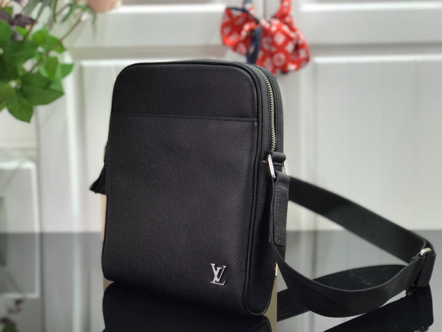 루이비통 알렉스 BB 이너백 메신저 M30265 21254cm3.jpg
