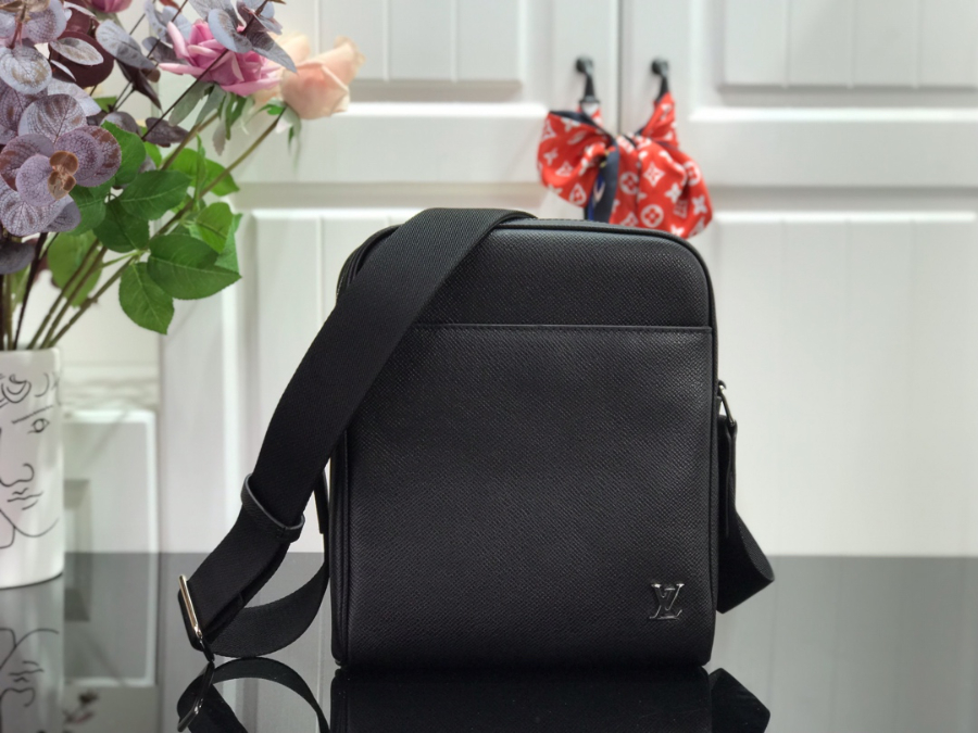 루이비통 알렉스 BB 이너백 메신저 M30265 21254cm1.jpg