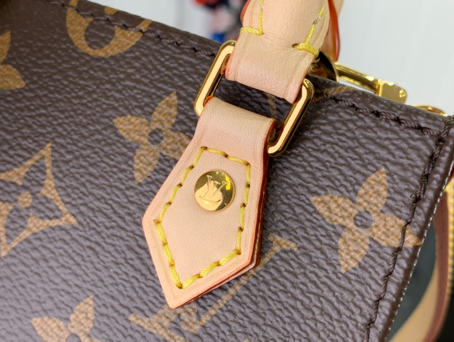 루이비통 YK 쁘띠 삭 플라 14175cm6.jpg