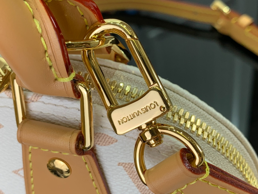 루이비통 알마 BB 모노그램 화이트 251912cm M531527.jpg