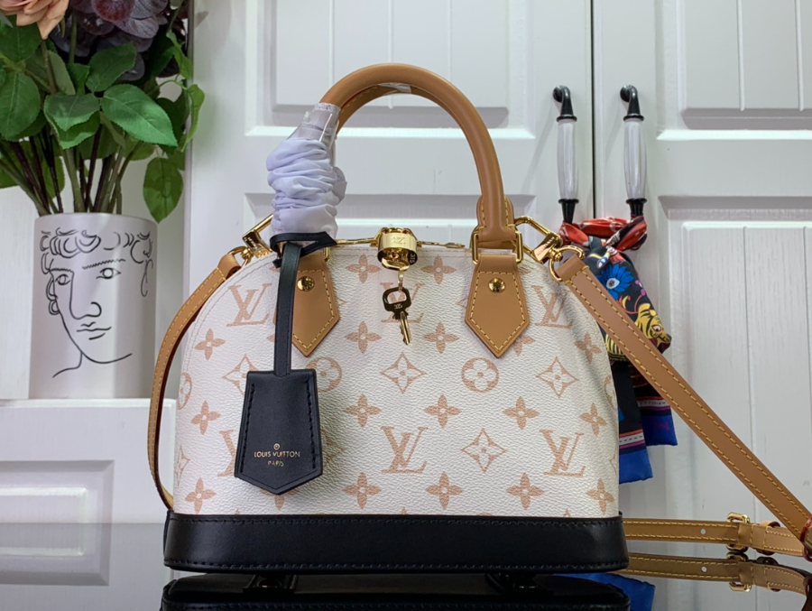 루이비통 알마 BB 모노그램 화이트 251912cm M531521.jpg