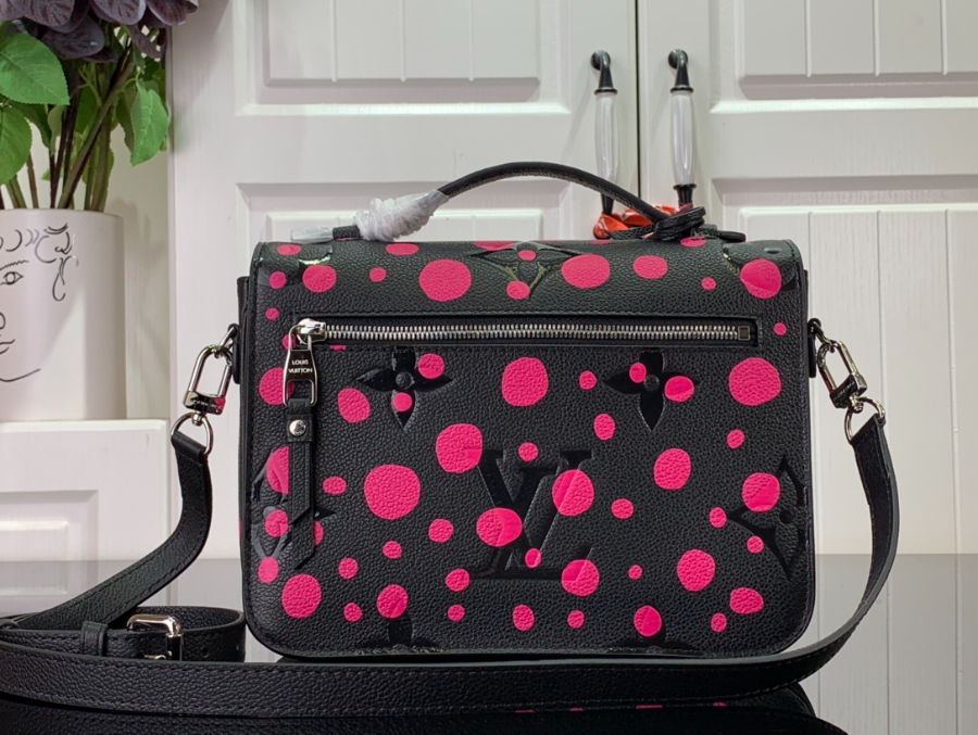 루이비통 YK 포쉐트 메티스 M46420 25197cm2.jpg