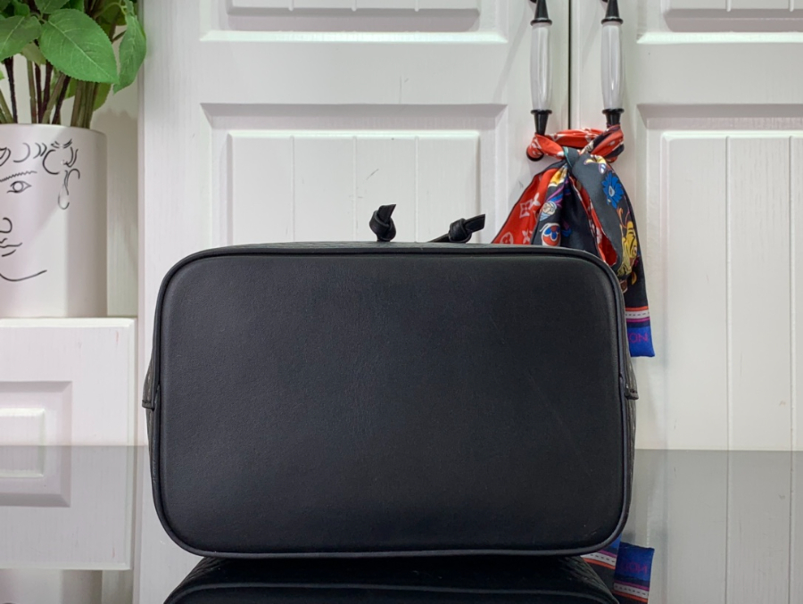 루이비통 네오노에 BB M22599 M22598 202013cm  1컬러4.jpg