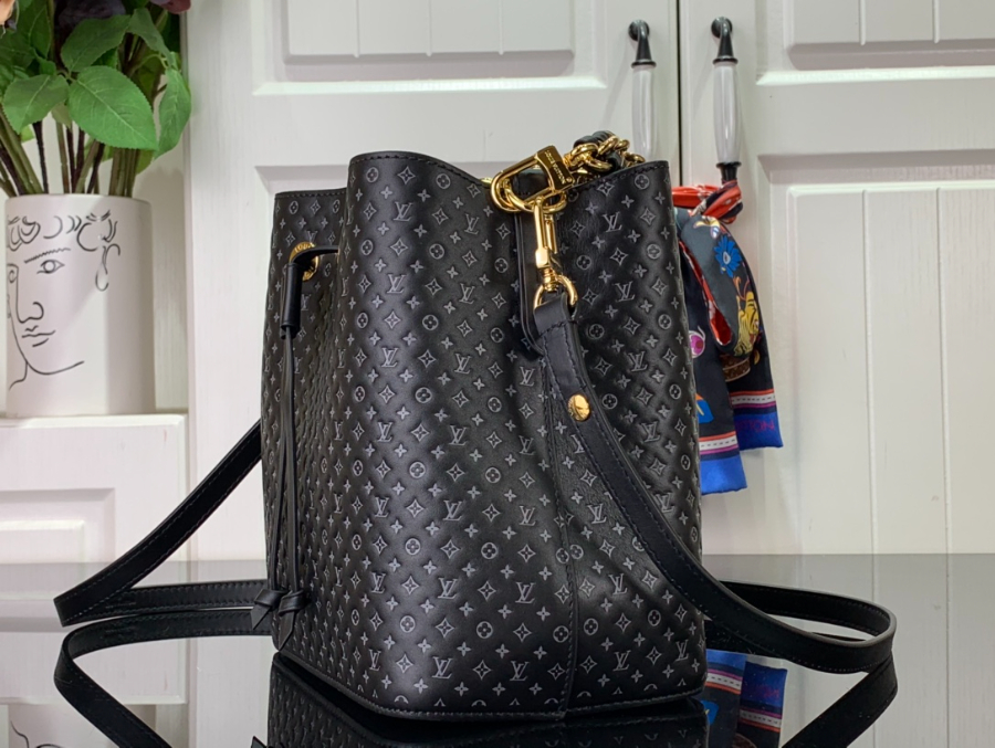 루이비통 네오노에 BB M22599 M22598 202013cm  1컬러3.jpg