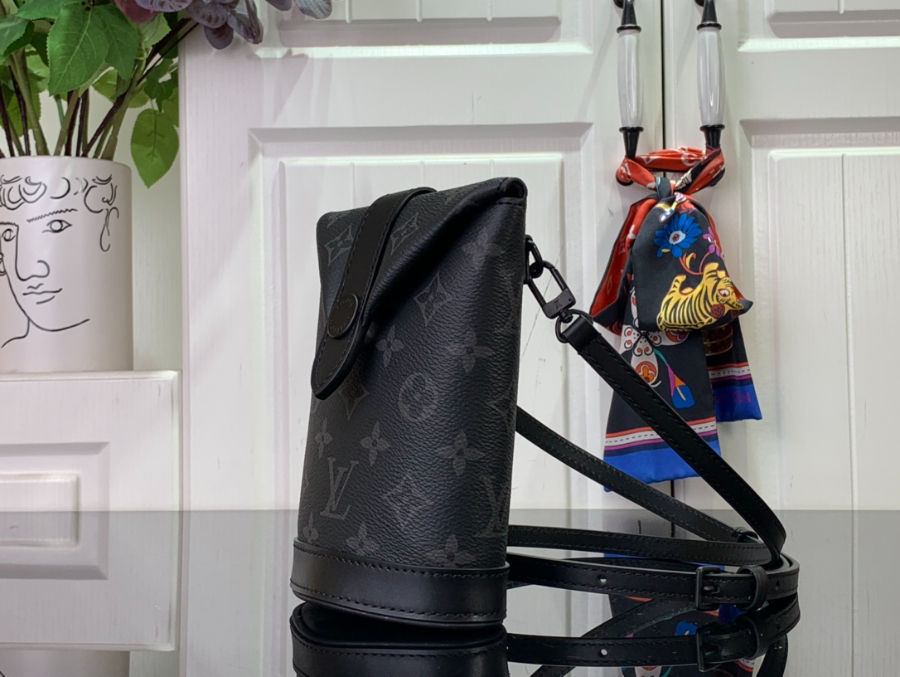 루이비통 엔벨로프 파우치 모노그램 M11613 12.5188.5cm 블랙3.jpg