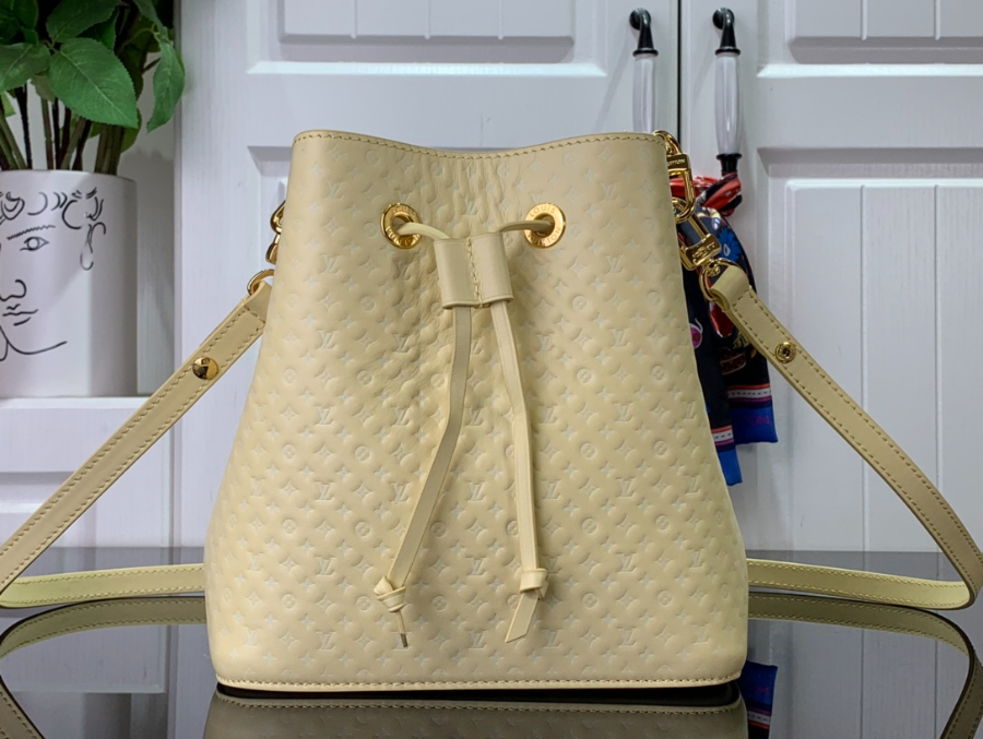 루이비통 네오노에 BB M22599 M22598 202013cm 2컬러1.jpg