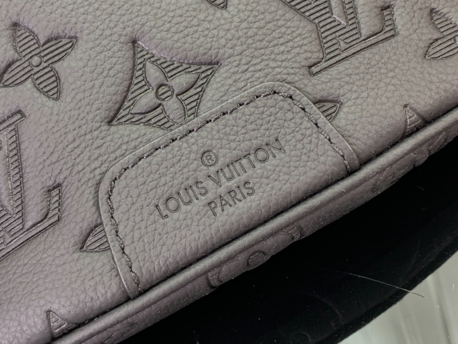 루이비통 디스커버리 범백 M46036 44159cm8.jpg