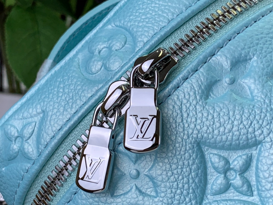 루이비통 마이크로 베니티 가방 11108cm M82168 1컬러7.jpg