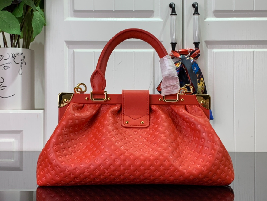 루이비통 모노그램 클러치 M22327 M22326 1컬러 281410cm3.jpg