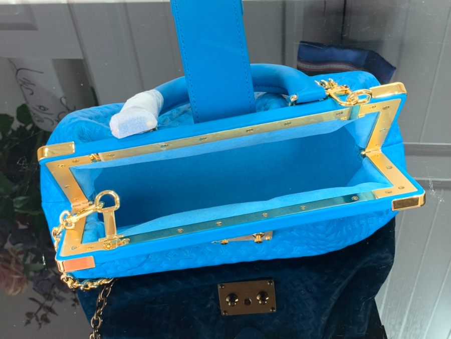 루이비통 모노그램 클러치 M22327 M22326 2컬러 281410cm5.jpg