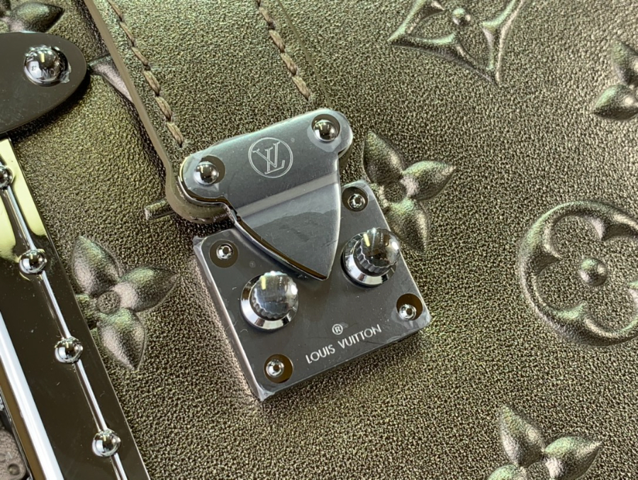 루이비통 사이드 트렁크 M21477 21146cm8.jpg