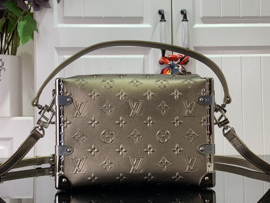 루이비통 사이드 트렁크 M21477 21146cm2.jpg