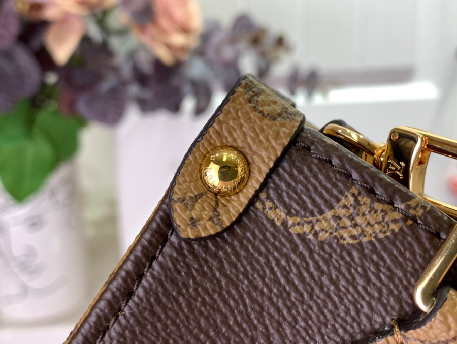 루이비통 온더고 BB M46839 18158.5cm7.jpg