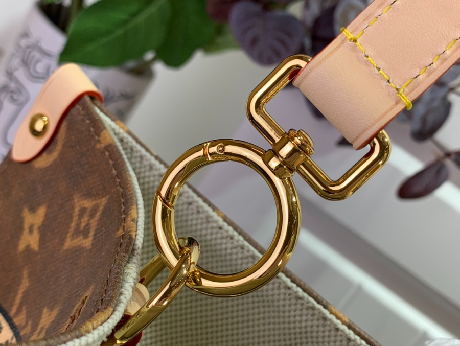 루이비통 온더고 보야쥬 모노그램 M47147 433318.5cm7.jpg