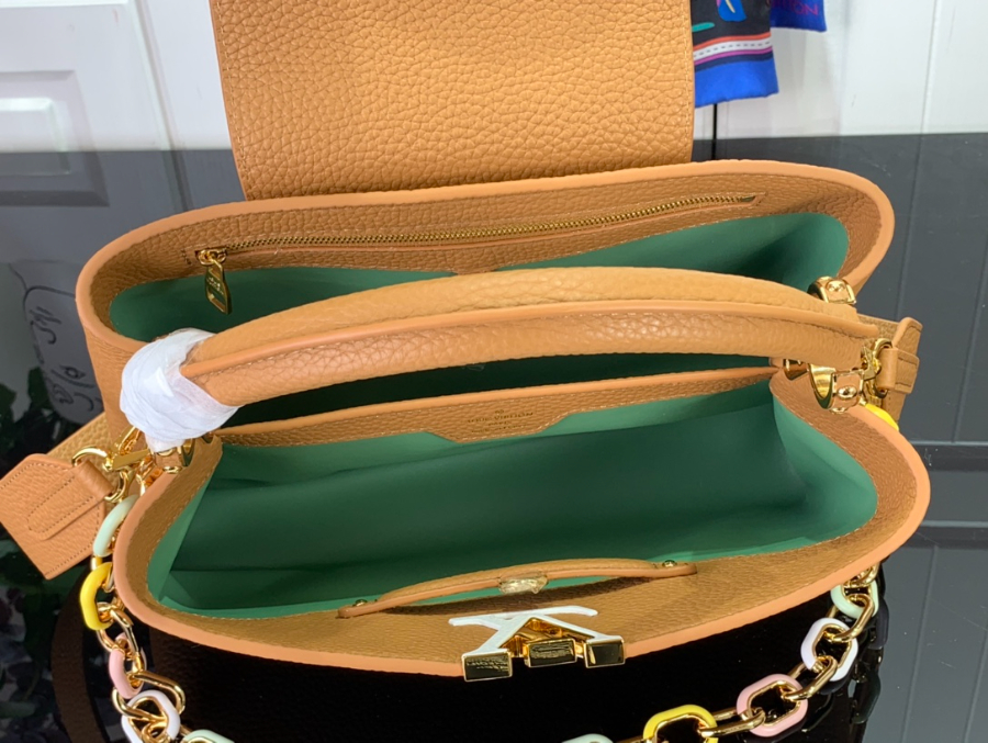 루이비통 카퓌신 BB M21798 M21641 1사이즈 브라운6.jpg