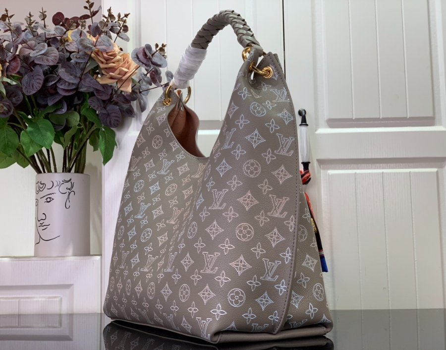 루이비통 카멜 호보백 M23396 354017cm3.jpg