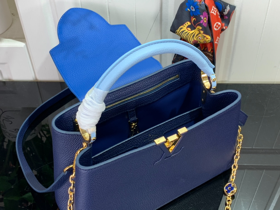 루이비통 카퓌신 M20708 1사이즈 네이비5.jpg