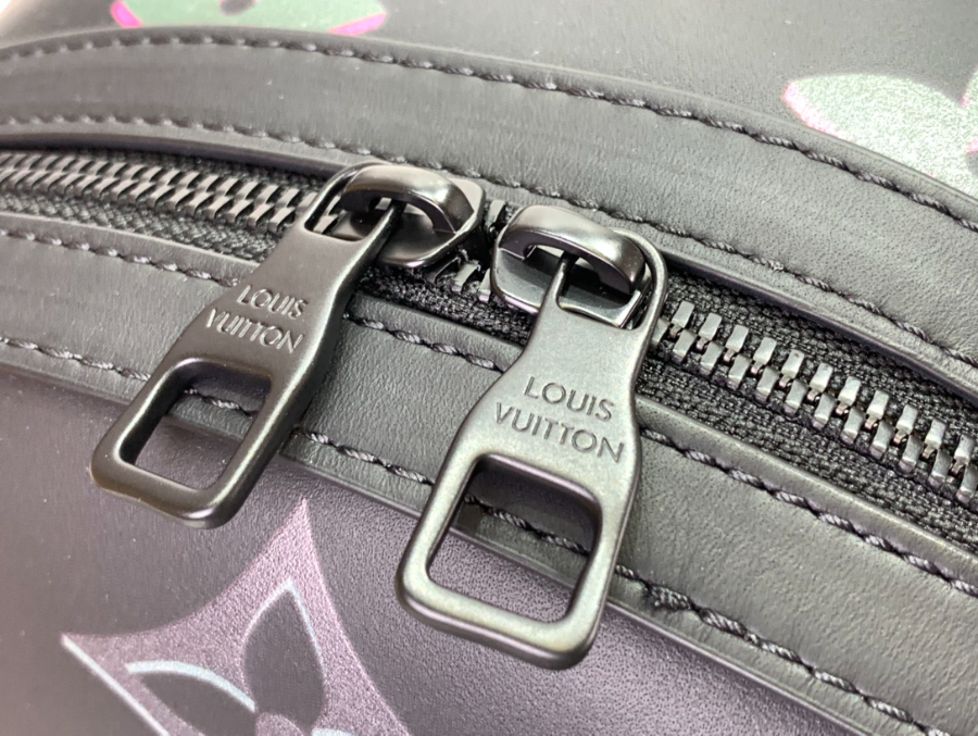 루이비통 코멧 백팩 M22488 34317cm6.jpg