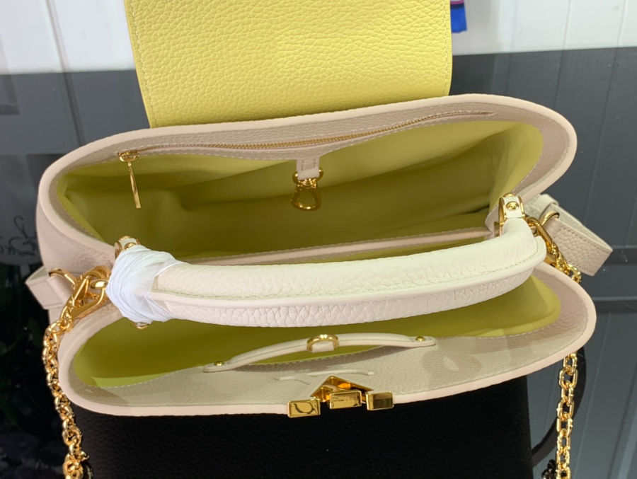 루이비통 카퓌신 M20708 1사이즈 베이지5.jpg