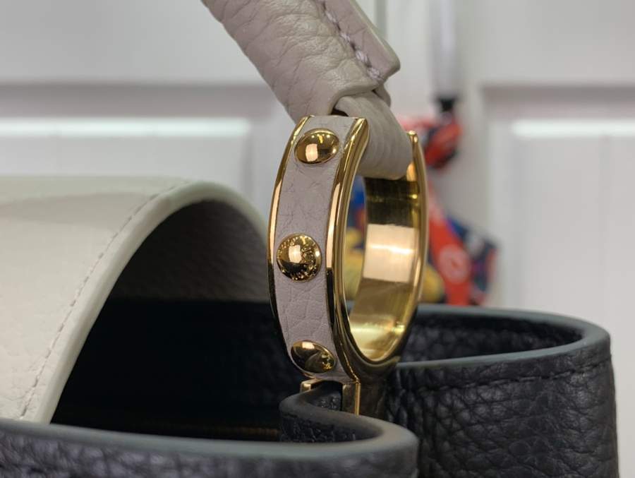 루이비통 카퓌신 M20708 1사이즈 블랙6.jpg