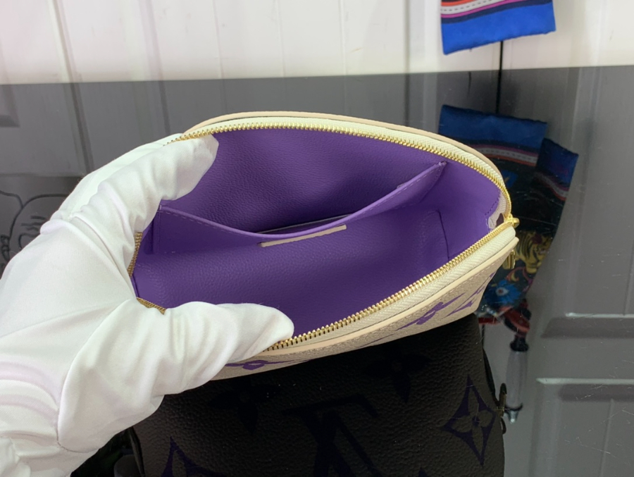 루이비통 코스메틱 파우치 M24378 17126cm 4컬러05.jpg