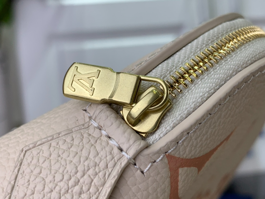 루이비통 코스메틱 파우치 M24378 17126cm 4컬러17.jpg