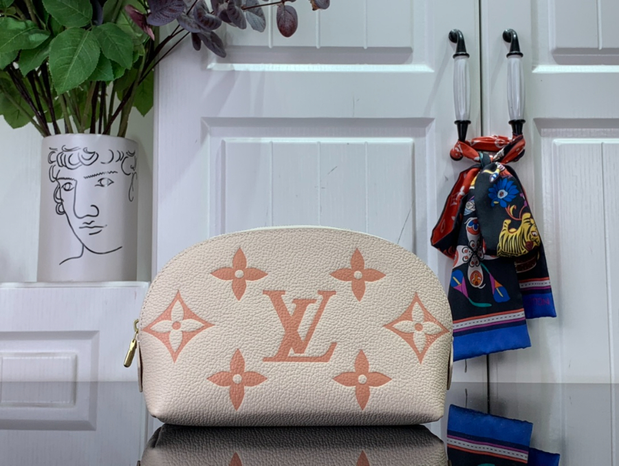 루이비통 코스메틱 파우치 M24378 17126cm 4컬러14.jpg