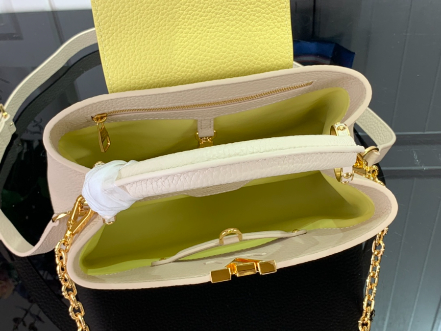 루이비통 카퓌신 M20708 2사이즈 베이지5.jpg