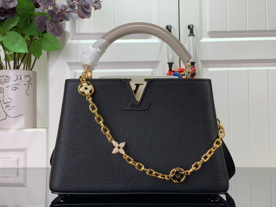 루이비통 카퓌신 M20708 2사이즈 블랙1.jpg