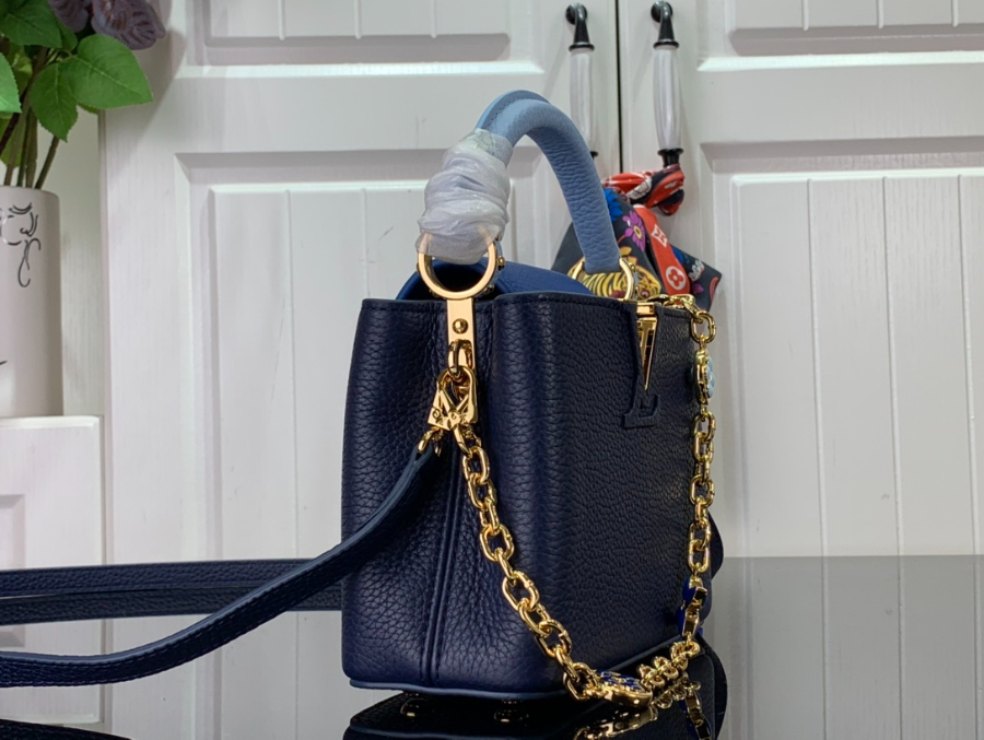 루이비통 카퓌신 M20708 3사이즈 네이비3.jpg