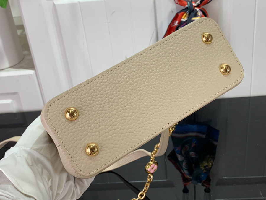 루이비통 카퓌신 M20708 3사이즈 베이지4.jpg