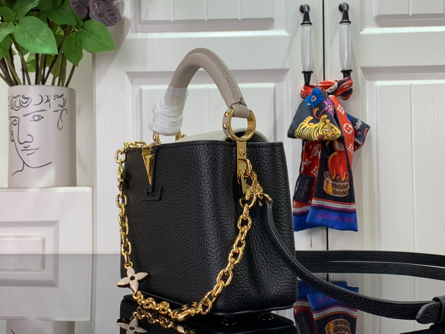 루이비통 카퓌신 M20708 3사이즈 블랙3.jpg