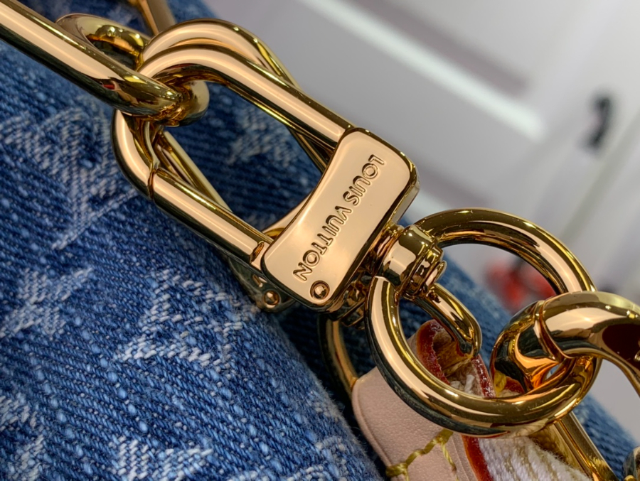 루이비통 쿠상 M24564 262012cm8.jpg