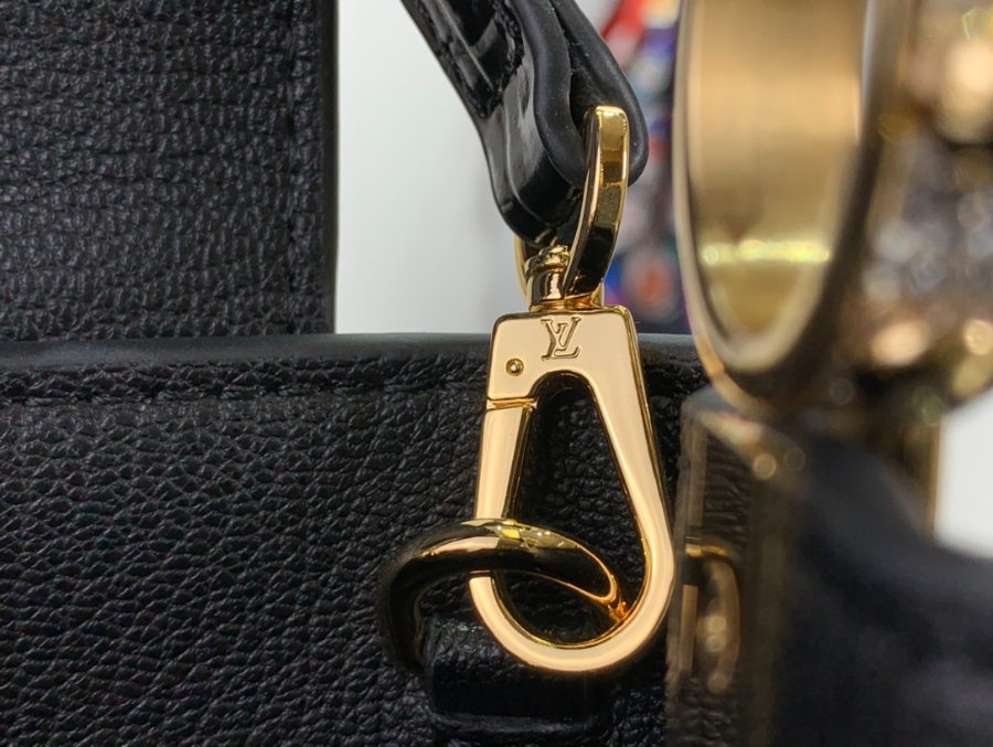 루이비통 크로커 무늬 카퓌신 M56669 1사이즈 골드8.jpg